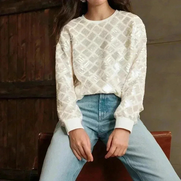 Beige Casual Women's Studded & Sequin Embellished Round Neck Loose Fit - Picture 5 of 7